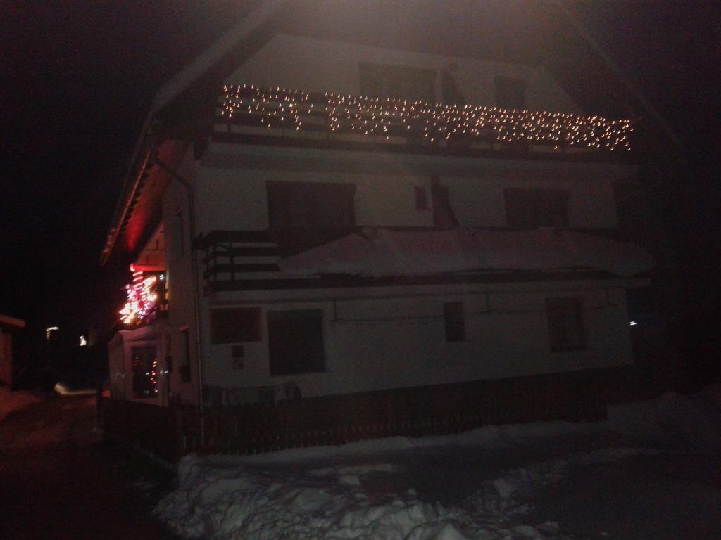 Guest House Znidar Бохин Екстериор снимка