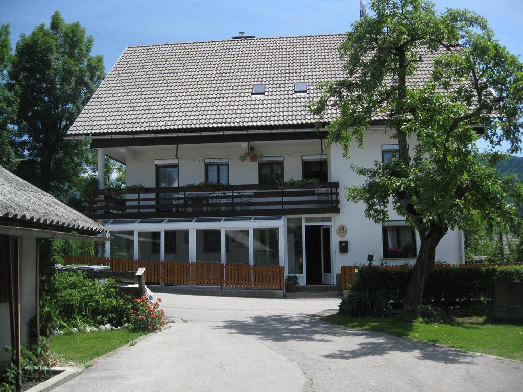 Guest House Znidar Бохин Екстериор снимка