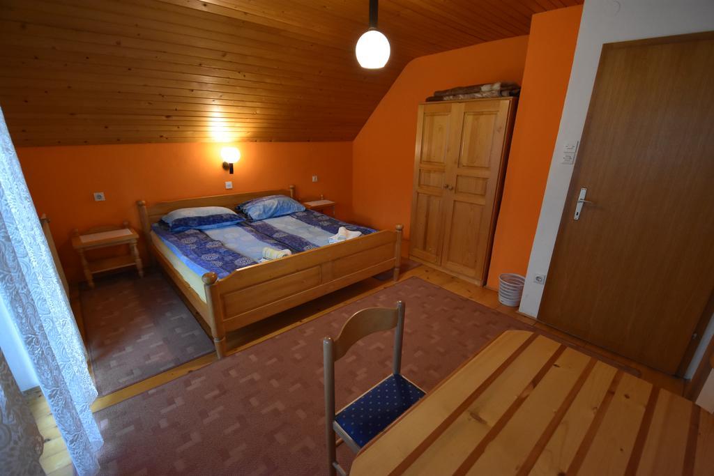 Guest House Znidar Бохин Екстериор снимка