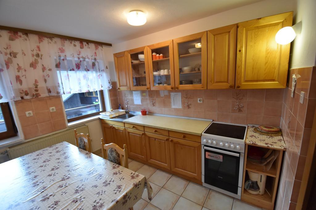 Guest House Znidar Бохин Екстериор снимка