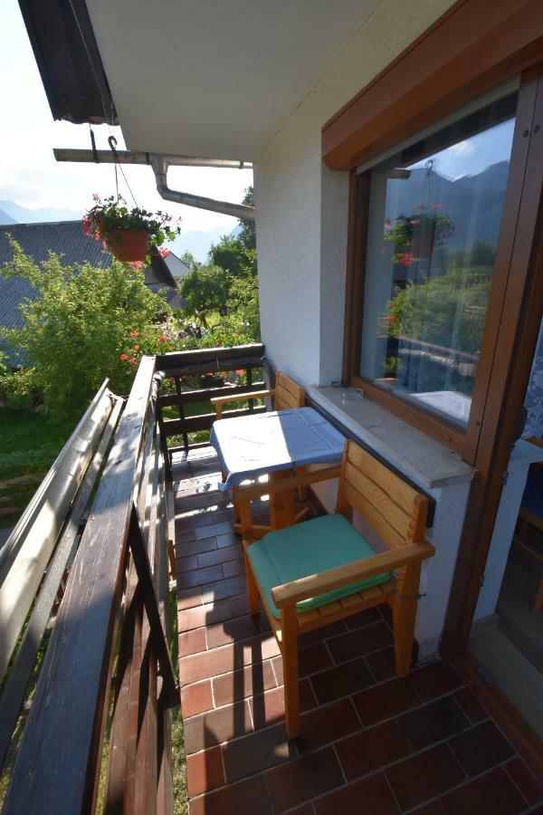 Guest House Znidar Бохин Екстериор снимка
