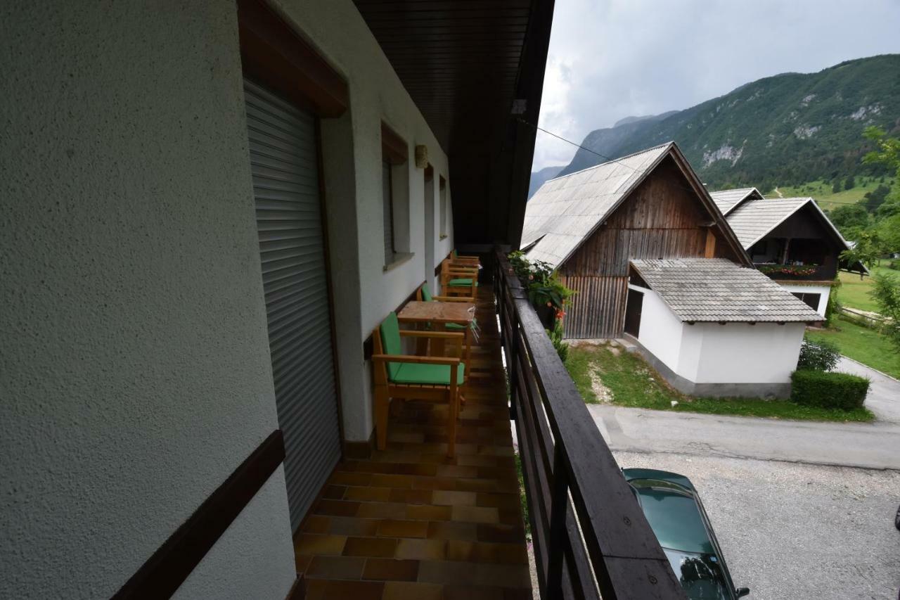 Guest House Znidar Бохин Екстериор снимка