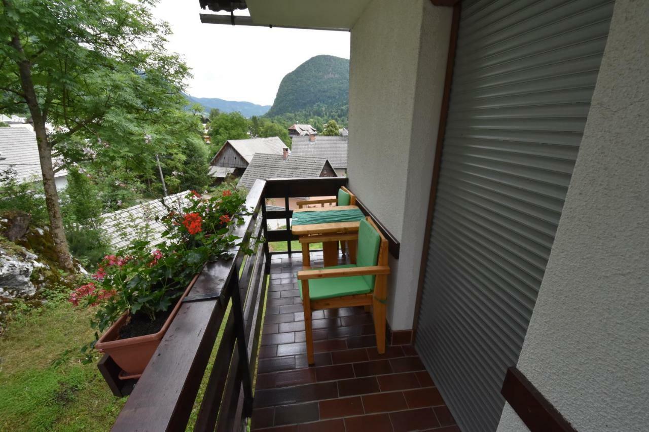 Guest House Znidar Бохин Екстериор снимка