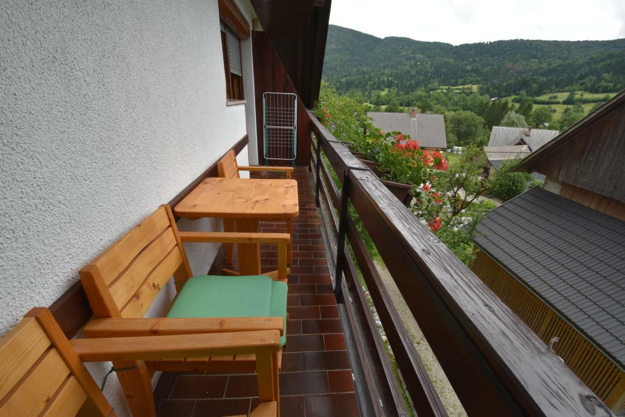 Guest House Znidar Бохин Екстериор снимка