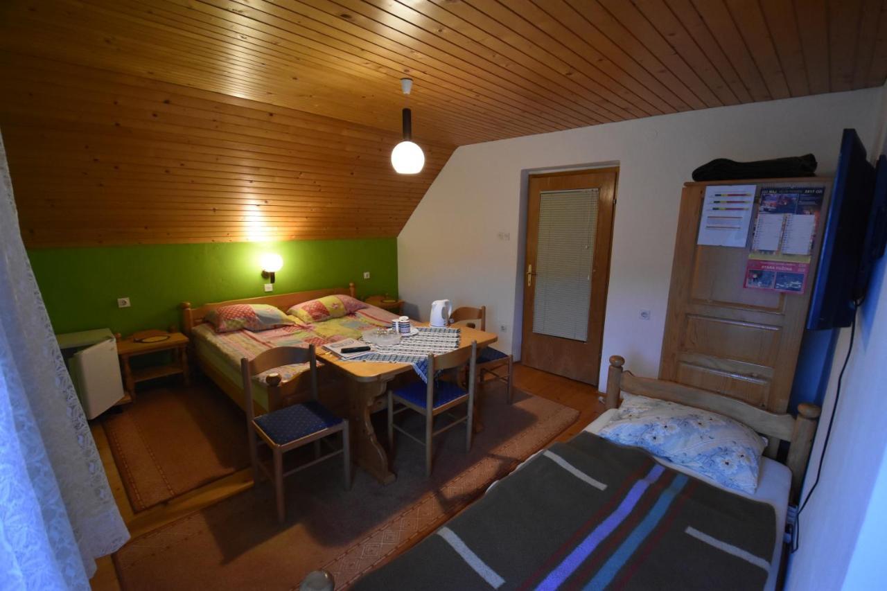 Guest House Znidar Бохин Екстериор снимка